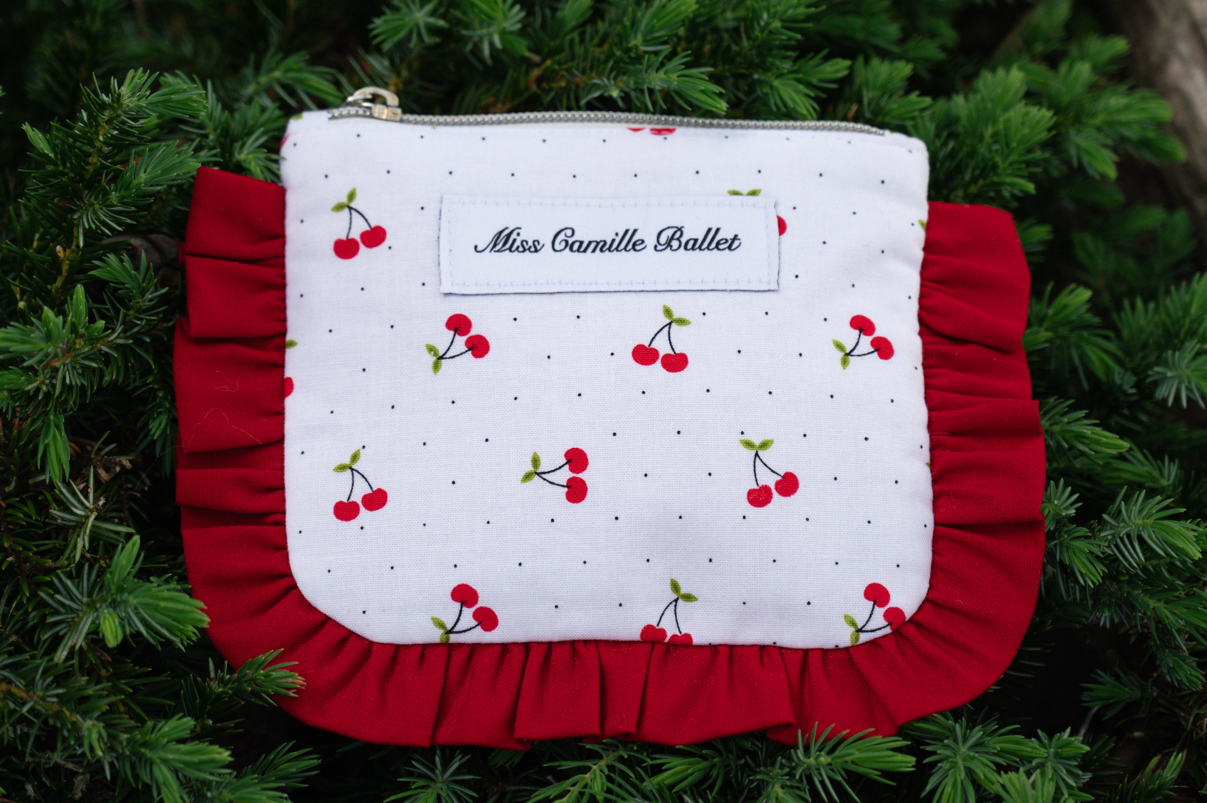 Miss Cherry Set with pouch
